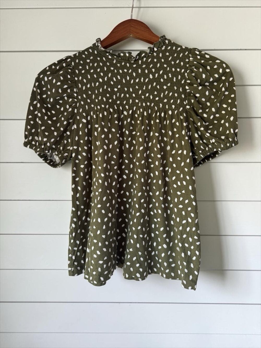 LOFT Women Polka Dot Smocked Ruffle Mock Neck Puff Sleeve Blouse Size XS Green